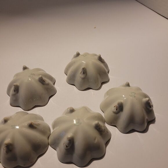 Japan Vintage Footed hand painted and Design Bowl Gilding 2-2/3 wide 5 pieces - Picture 2 of 5